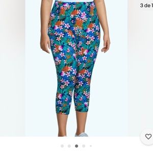 Terra & sky plus size Capri legguings